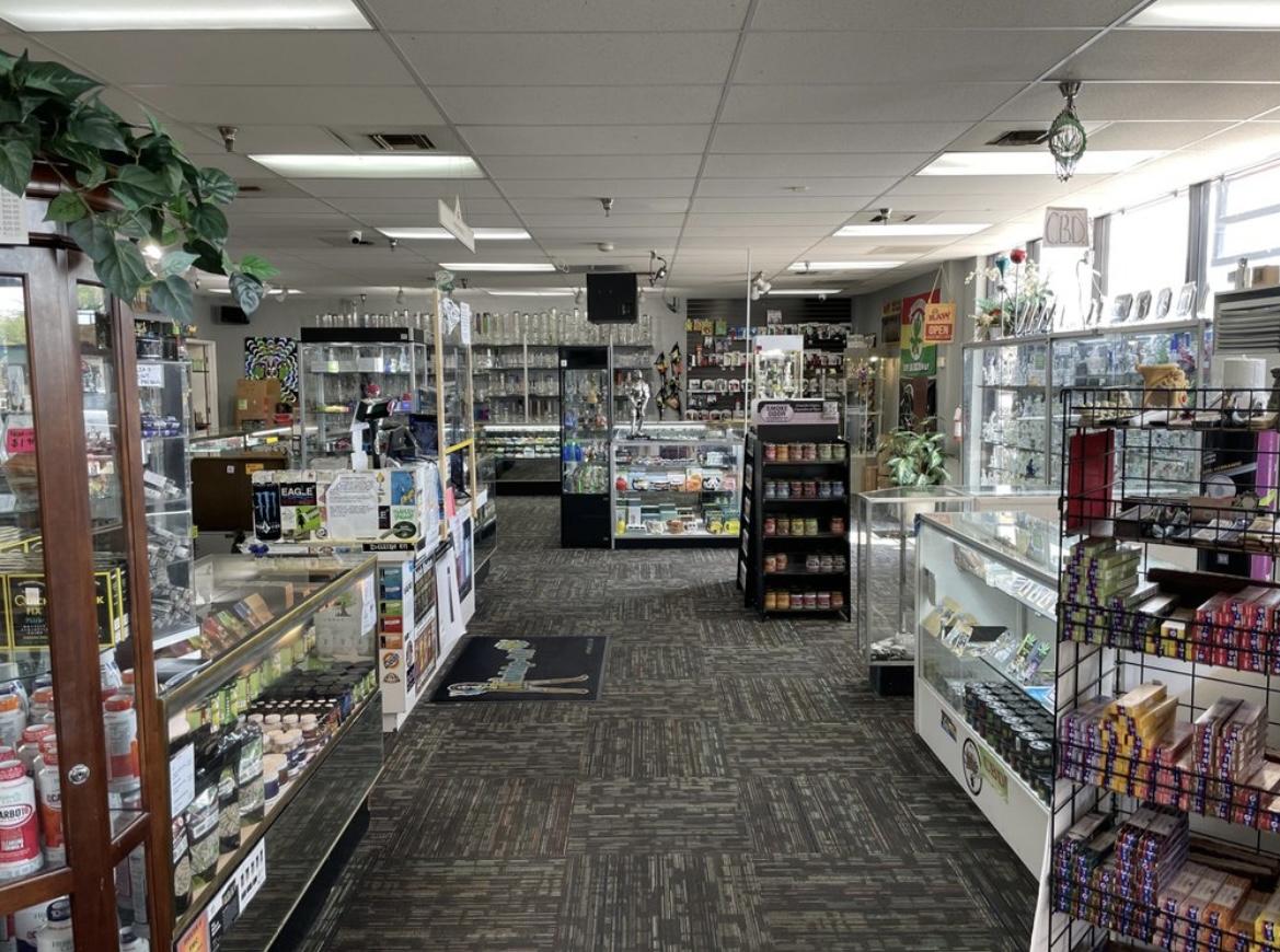 DJ's Smoke Shop merchandise photo